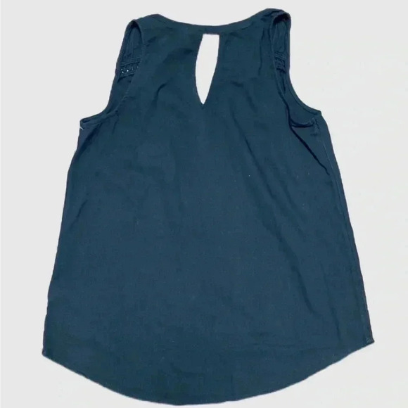 🌟 Old Navy sleeveless top sz XS 🌟 - Picture 3 of 5